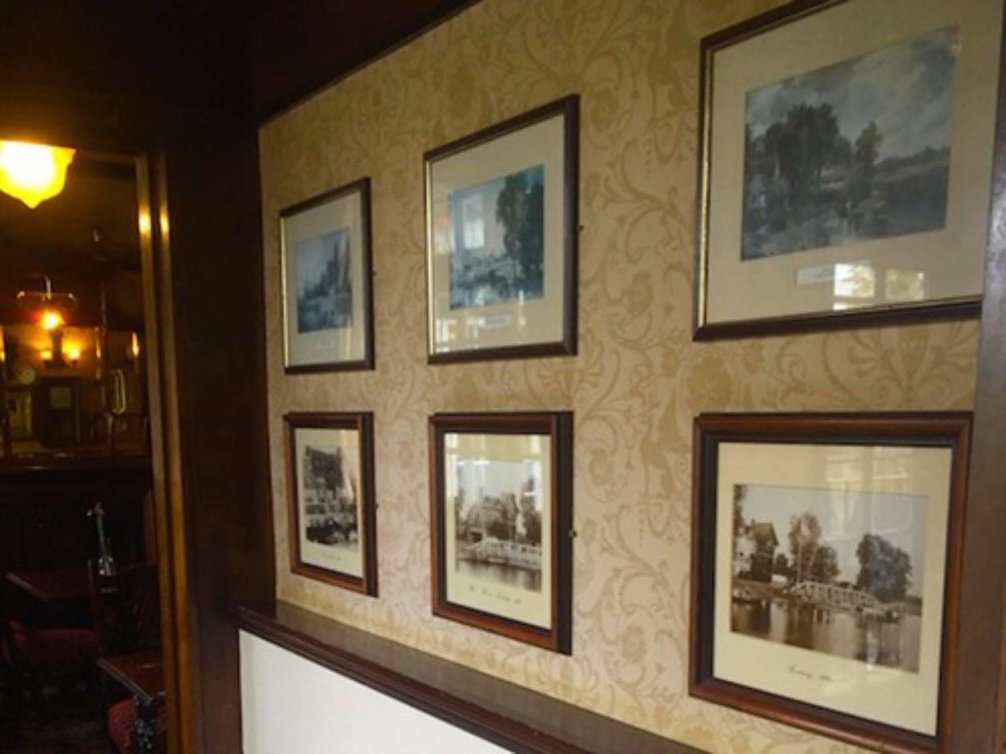 The Weir Hotel 泰晤士河畔沃尔顿 外观 照片